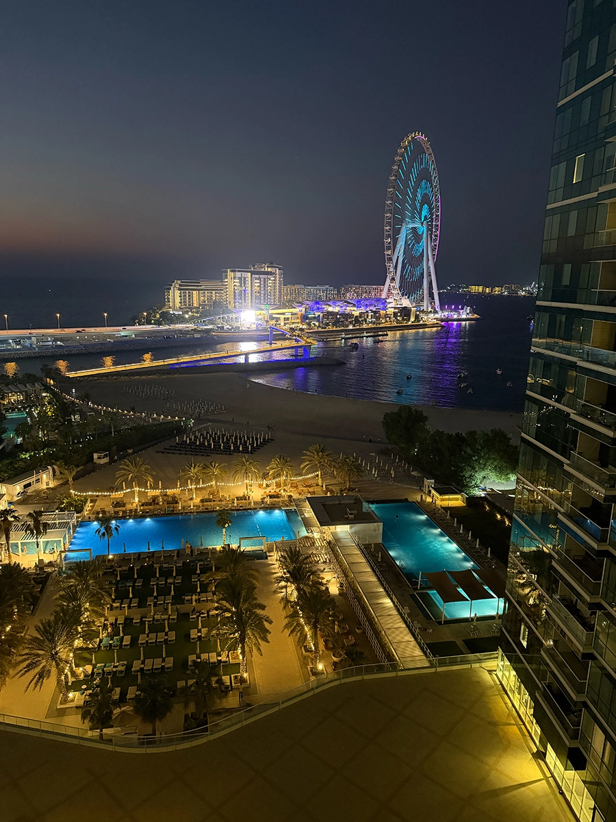 Al Bateen Residences Pool gallery image